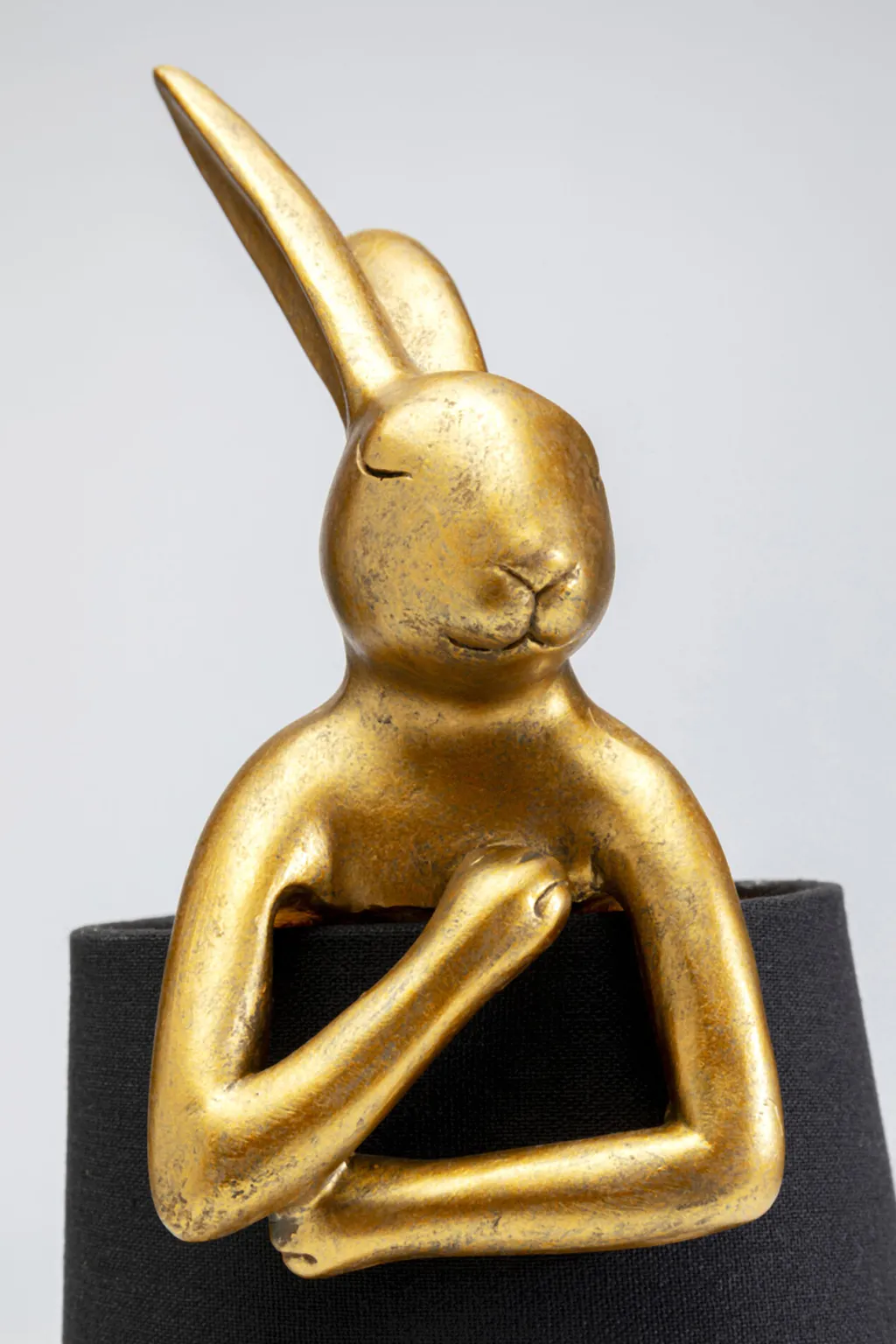 animal_rabbit_kani_pupu_pytvalaisin_kultamusta_cm_5.webp Pöytävalaisimet>KARE Design Animal Rabbit Kani, Pupu Pöytävalaisin Kulta/musta 50cm