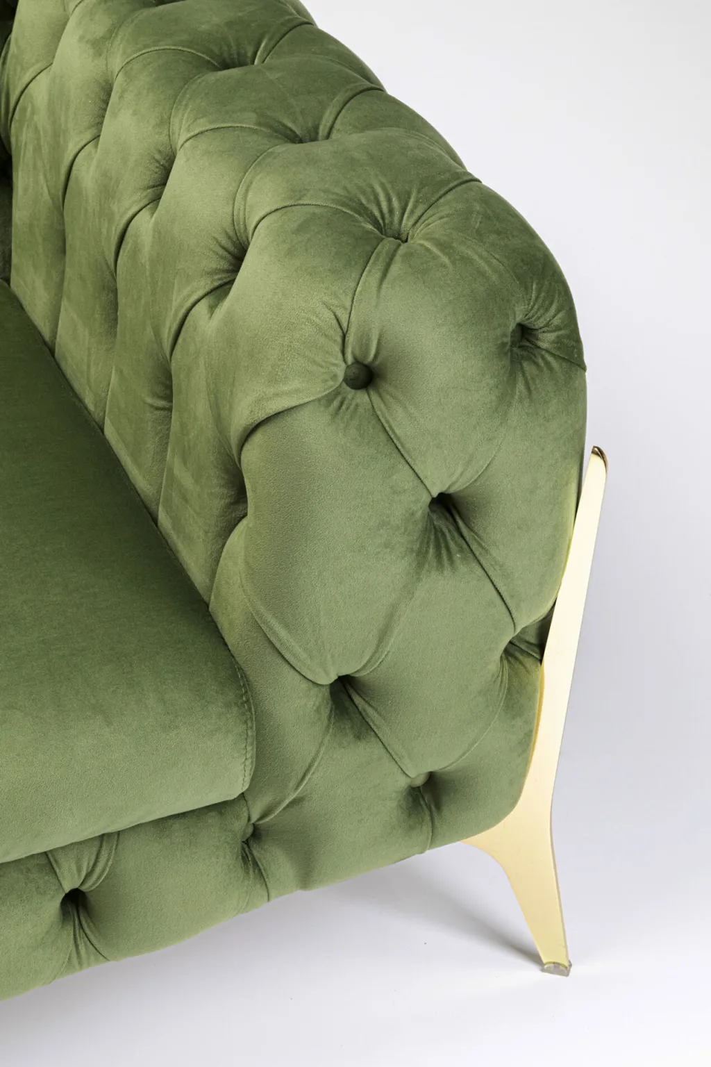 bellissima_velvet_nojatuoli_sametti_vihre_cm_5.webp Nojatuolit>KARE Design Bellissima Velvet Nojatuoli, Sametti, Vihreä 120cm