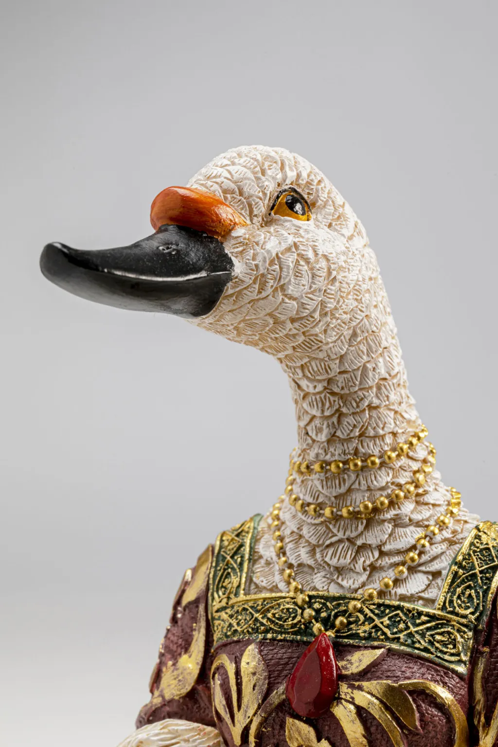 bird_lady_duck_ankka_koristeesine_valkoinen_cm_3.webp Koriste-Esineet>KARE Design Bird Lady Duck Ankka Koriste-esine, Valkoinen 31cm