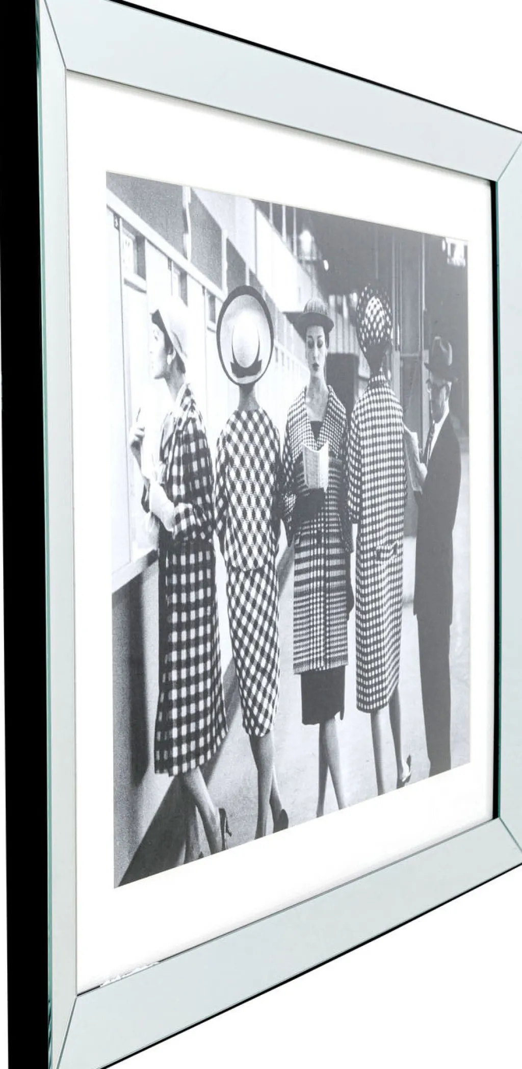 book_club_kehystetty_taulu_xcm_1.webp Taulut>KARE Design Book Club Kehystetty Taulu 105x85cm