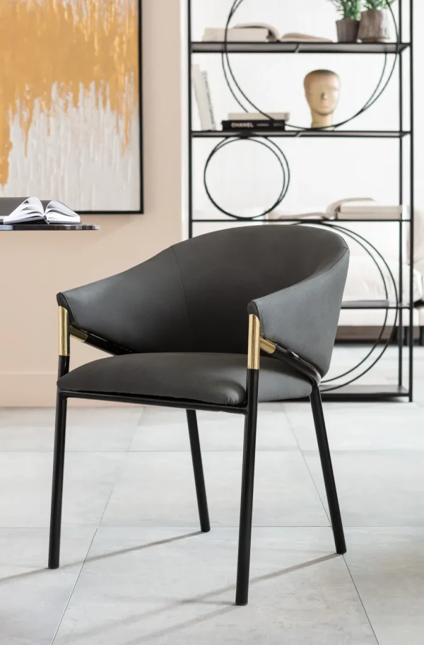 Tuolit>KARE Design Boulevard Tuoli Käsinojilla