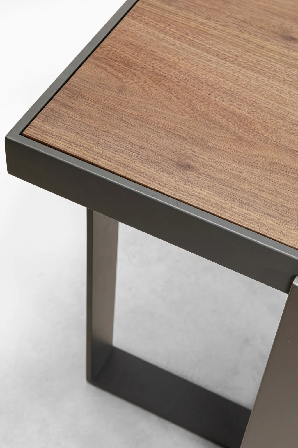 bravo_konsolipyt_xcm_4.webp Konsolipöydät Ja Sivupöydät>KARE Design Bravo Konsolipöytä 150x45cm