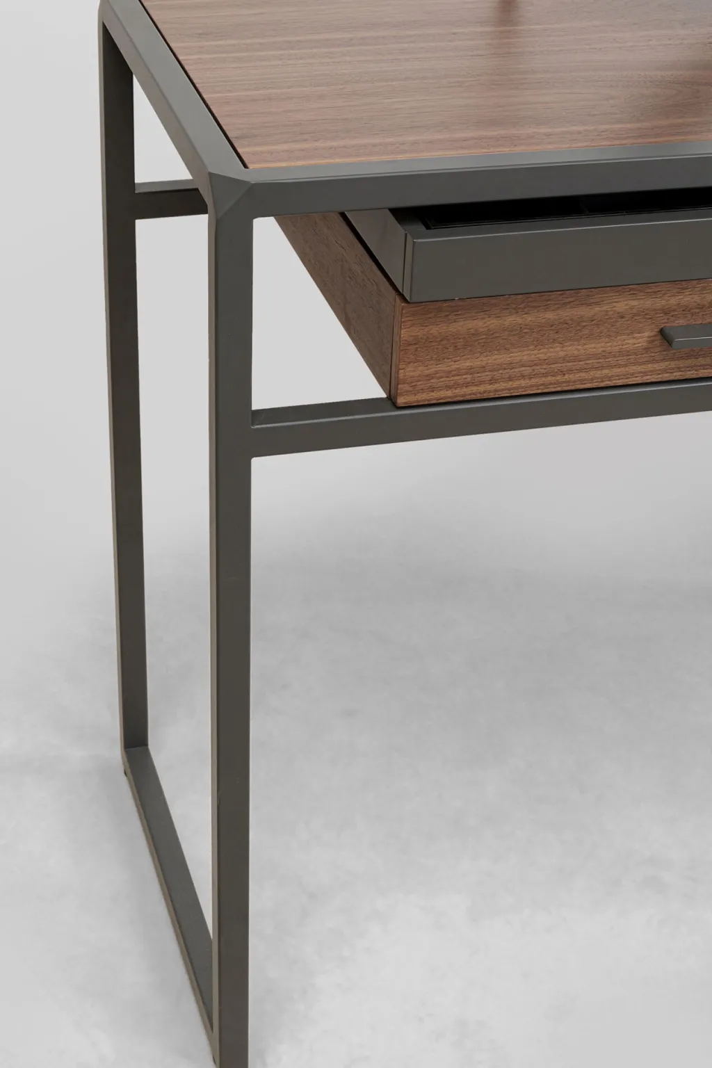bravo_peilipyt_xcm_10.webp Konsolipöydät Ja Sivupöydät>KARE Design Bravo Peilipöytä 120x45cm