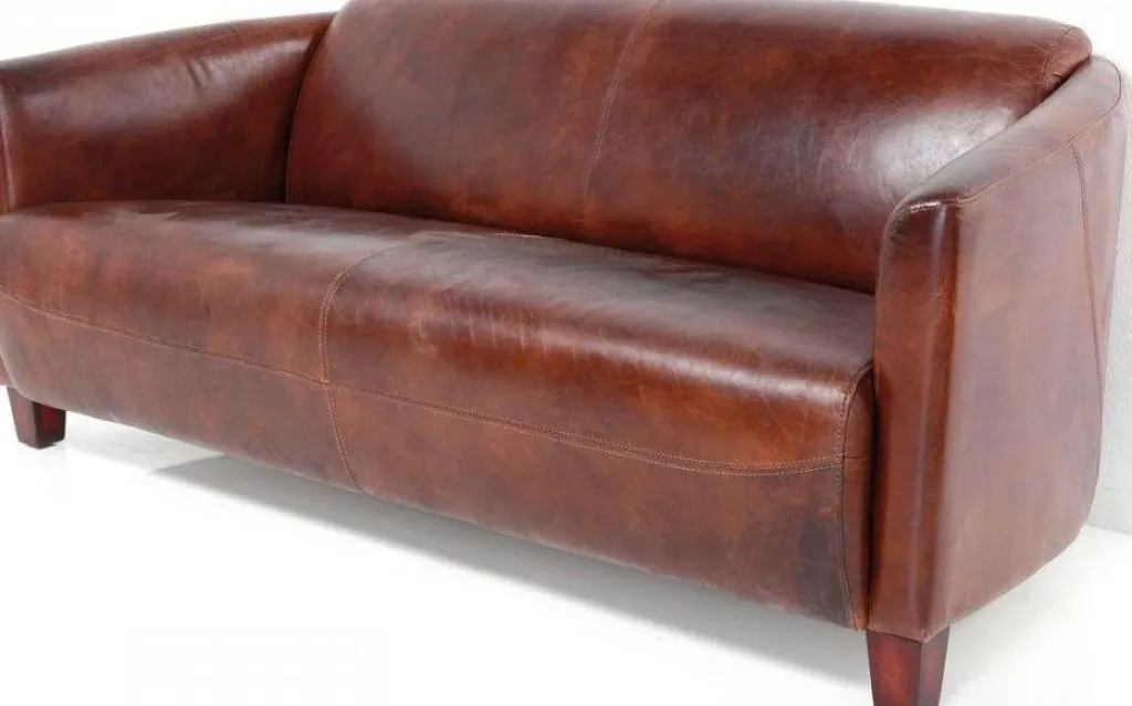 cigar_lounge_sohva_istuttava_1.webp Sohvat>KARE Design Cigar Lounge Sohva 3-istuttava