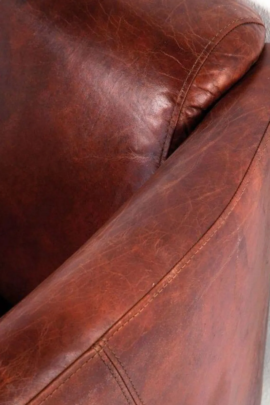 cigar_lounge_sohva_istuttava_5.webp Sohvat>KARE Design Cigar Lounge Sohva 3-istuttava