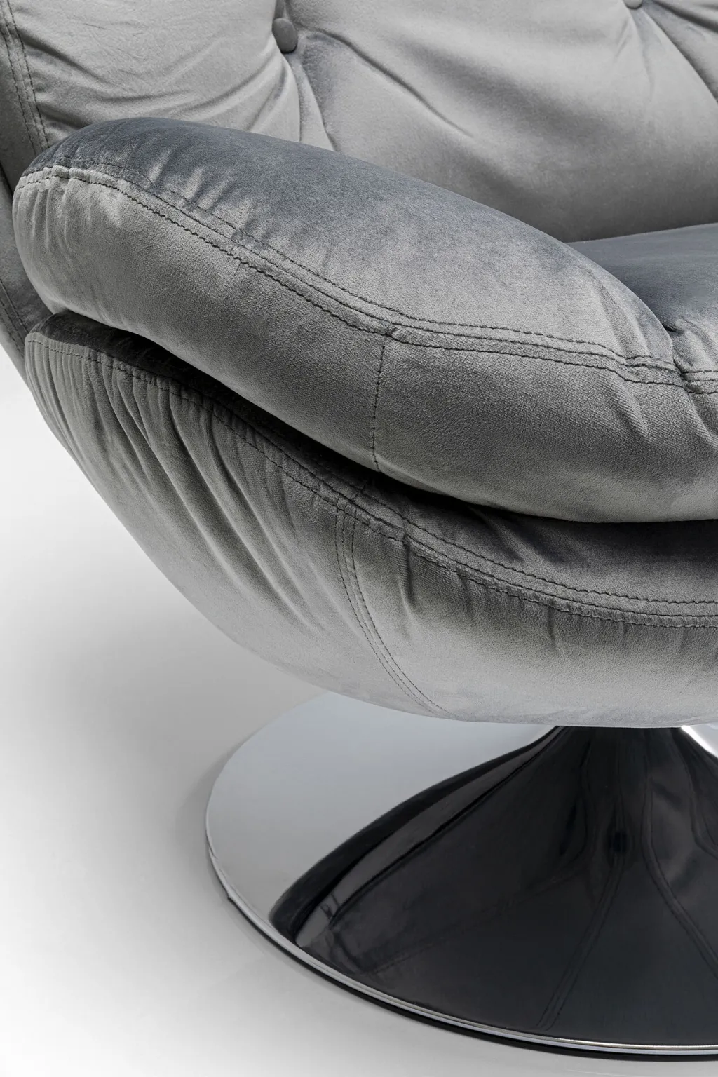 cosy_grey_pyriv_nojatuoli_harmaa_5.webp Nojatuolit>KARE Design Cosy Grey Pyörivä Nojatuoli, Harmaa