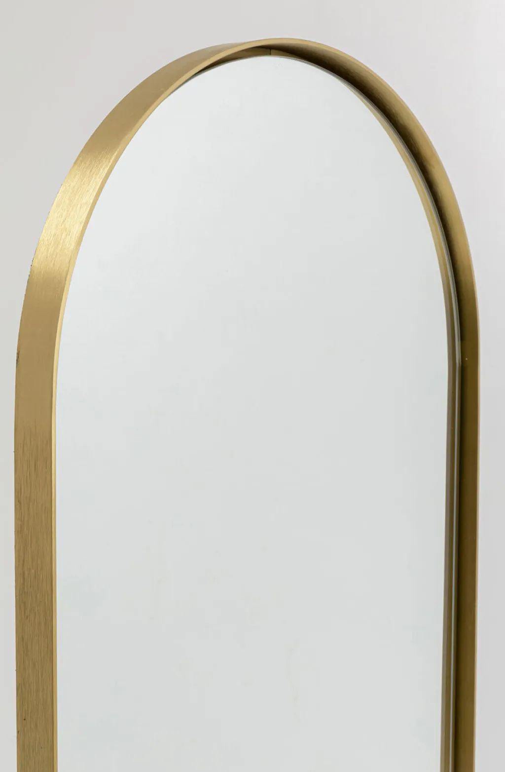 curve_mo_lattiapeili_xcm_5.webp Peilit>KARE Design Curve MO Lattiapeili 40x170cm