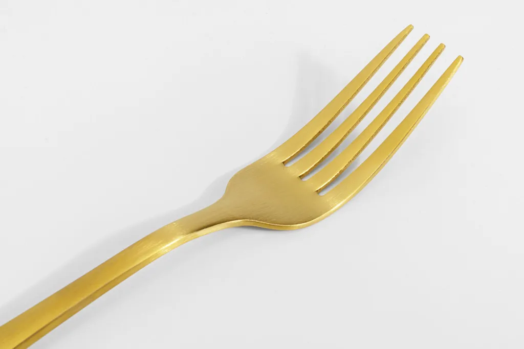 cusina_aterimet_matta_kulta__osaa_3.webp Keittiö Ja Astiat>KARE Design Cusina Aterimet Matta Kulta (16 Osaa)