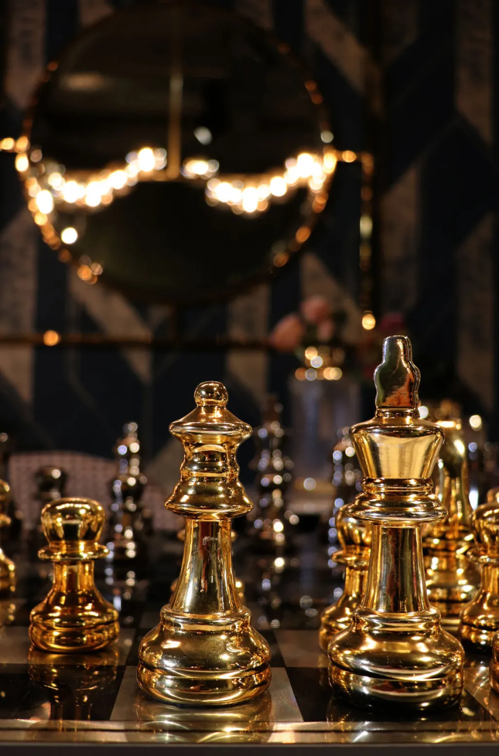 deco_chess_shakkipeli_koristeesine_xcm_14.webp Jalalliset Koriste-Esineet>KARE Design Deco Chess Shakkipeli Koriste-esine 60x60cm