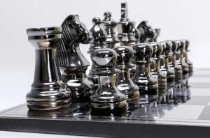 Jalalliset Koriste-Esineet>KARE Design Deco Chess Shakkipeli Koriste-esine 60x60cm