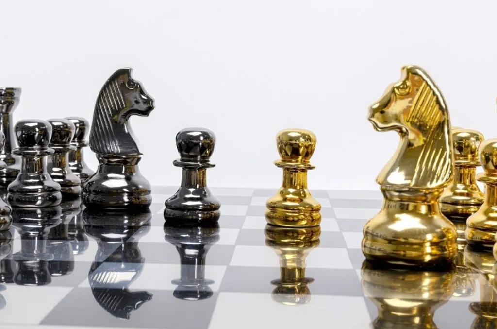 deco_chess_shakkipeli_koristeesine_xcm_8.webp Jalalliset Koriste-Esineet>KARE Design Deco Chess Shakkipeli Koriste-esine 60x60cm