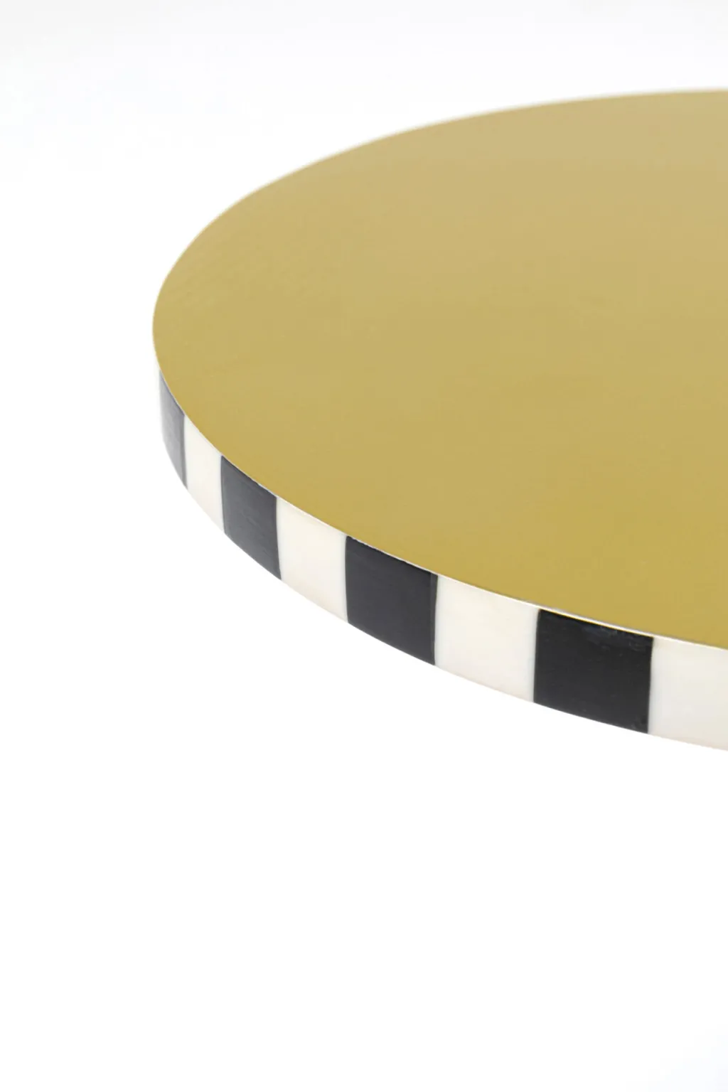 domero_checkers_tammi_sivupyt__oliivi_cm_3.webp Sohvapöydät | Olohuone>KARE Design Domero Checkers Tammi, Sivupöytä - Oliivi Ø25cm