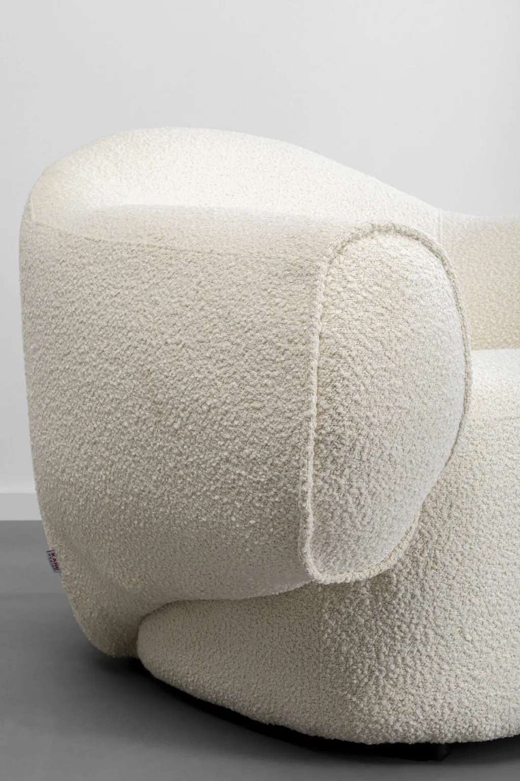 dreamy_boucle_nojatuoli_kermanvrinen_3.webp Olohuone | Nojatuolit>KARE Design Dreamy Boucle Nojatuoli Kermanvärinen