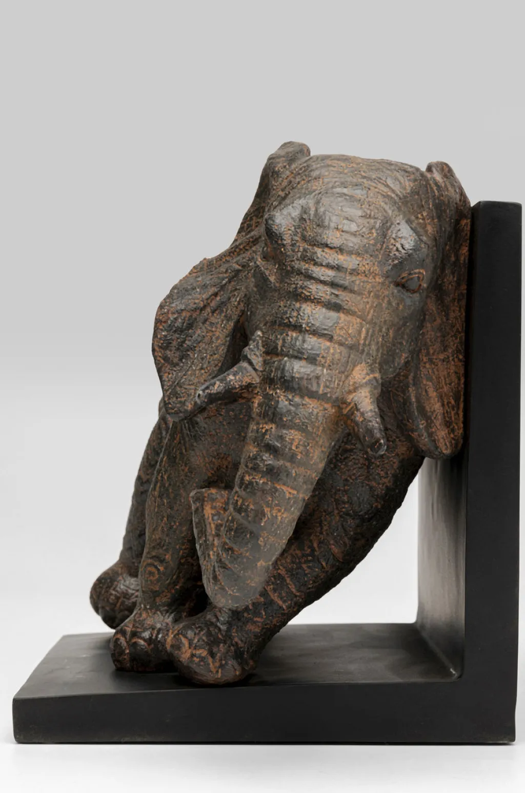 elephants_elefantti_kirjatuet_cm_setti_7-1.webp Kirjatuet>KARE Design Elephants Elefantti Kirjatuet 25cm (2/Setti)