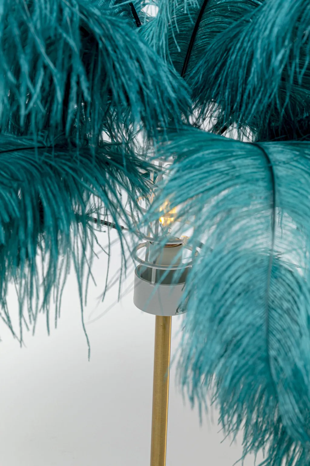 feather_palm_pytvalaisin_vihre_cm_2.webp Pöytävalaisimet>KARE Design Feather Palm Pöytävalaisin Vihreä 60cm