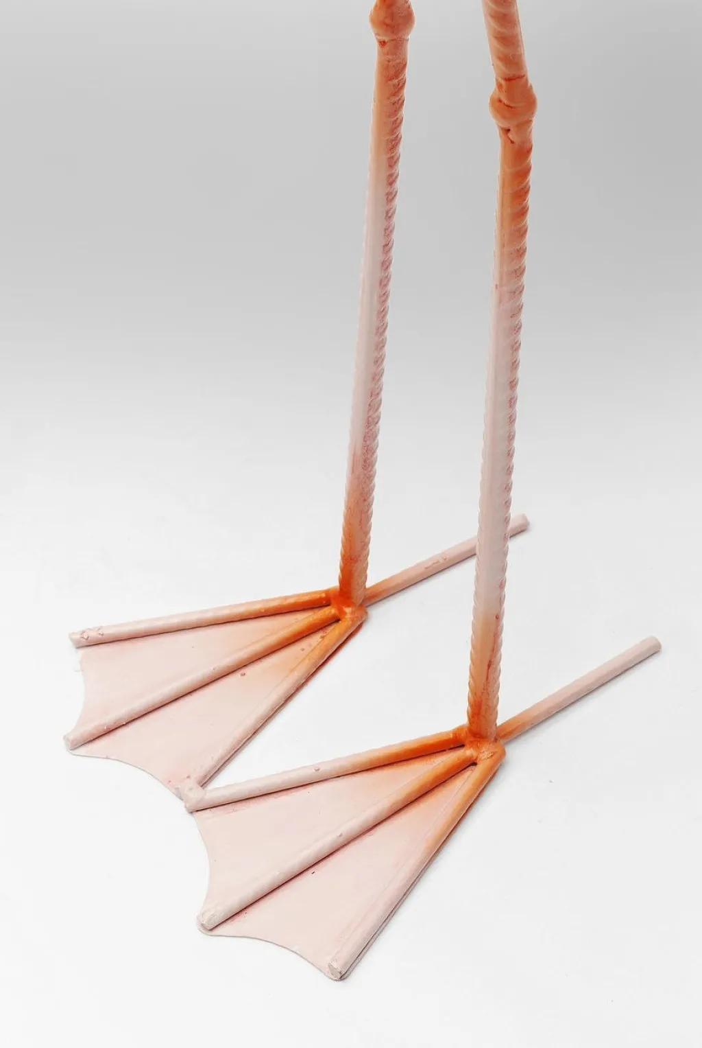 flamingo_road_fly_korisreesine_cm_6.webp Koriste-Esineet>KARE Design Flamingo Road Fly Korisre-esine 66cm