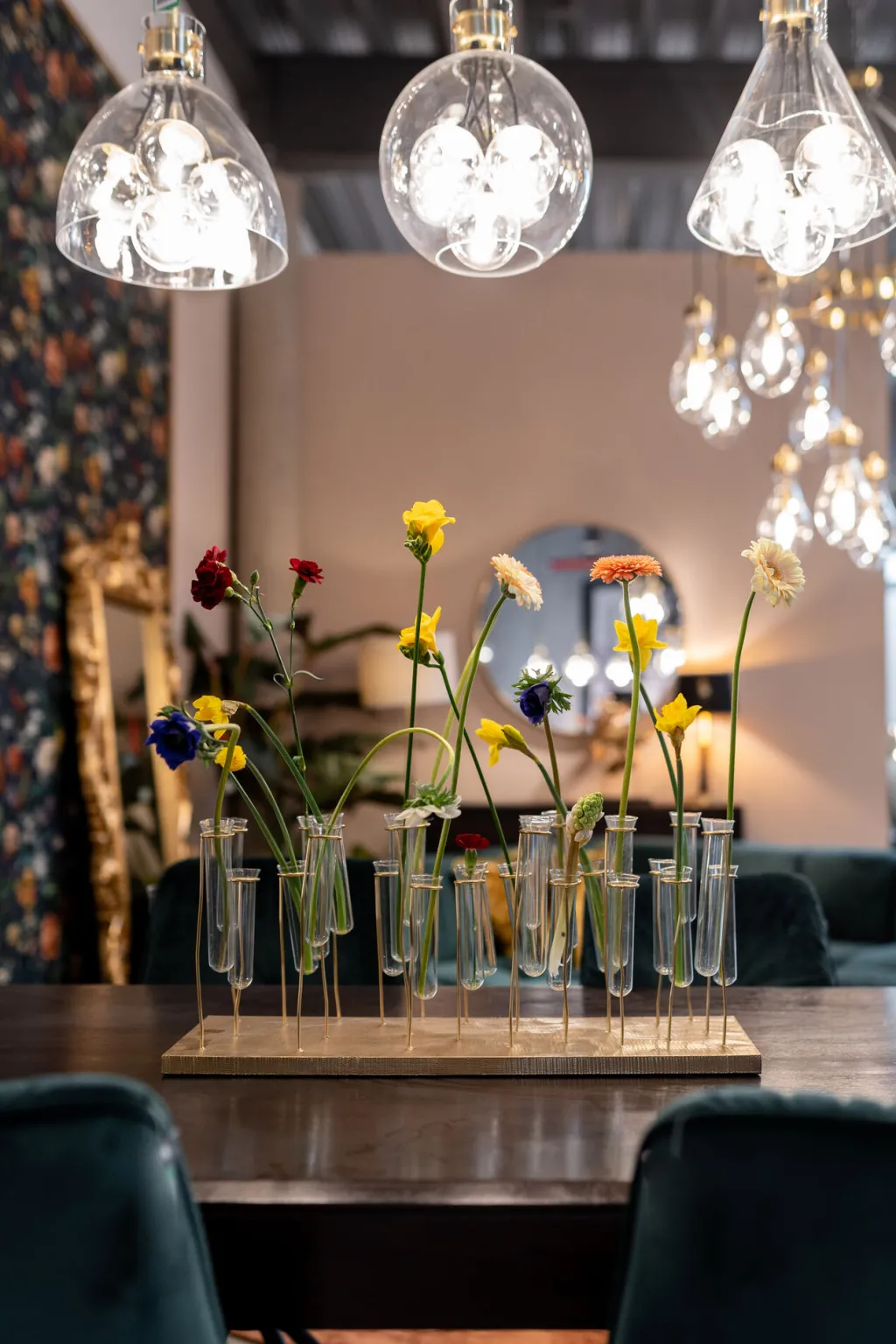 flower_meadow_maljakko_osaa_10.webp Maljakot>KARE Design Flower Meadow Maljakko (21/osaa)