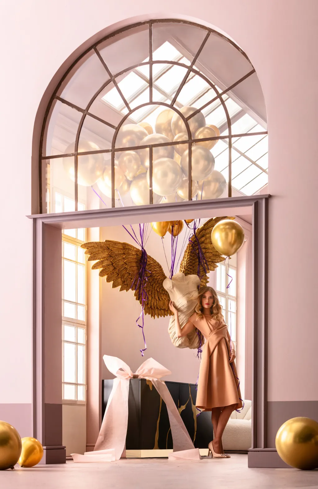 gela_angel_seinkoriste_xcm_10.webp Seinäkoristeet>KARE Design Gela Angel Seinäkoriste 203x140cm