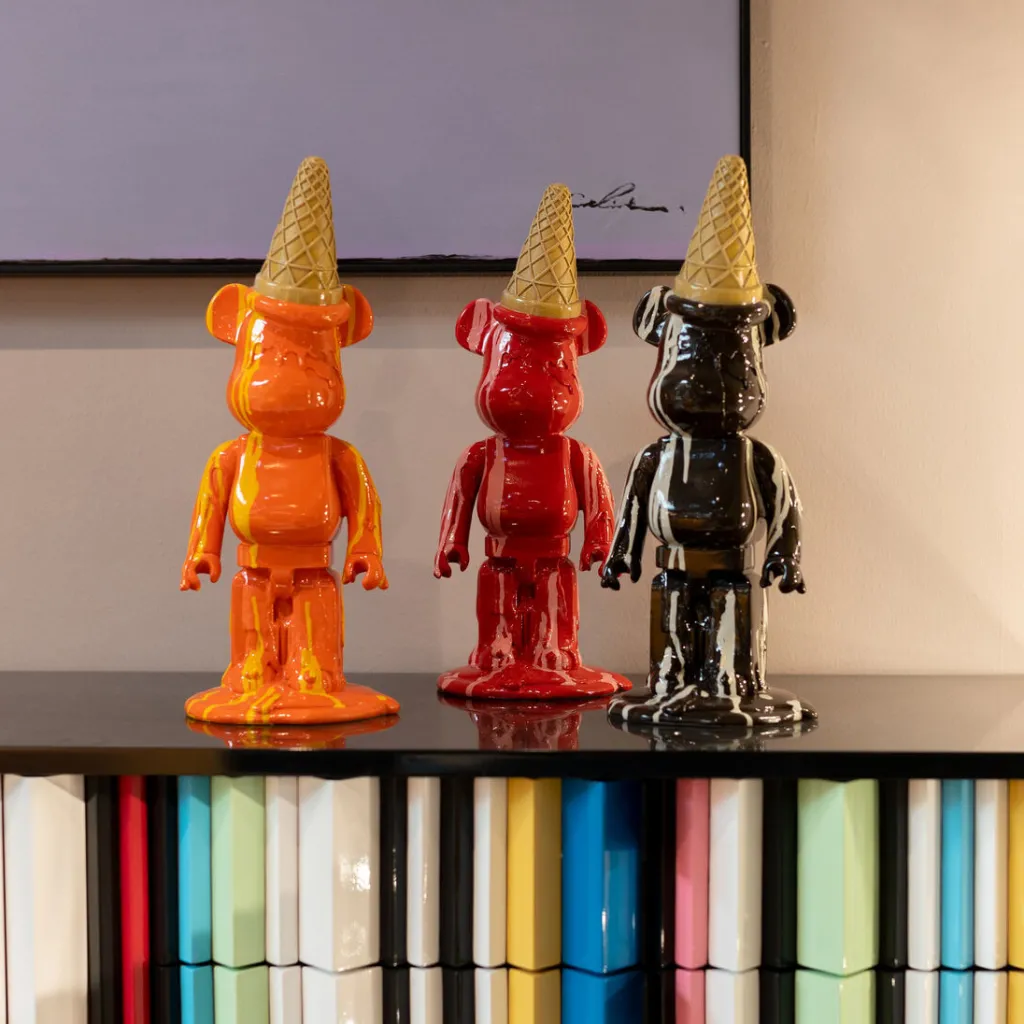 gelato_bear_jtel_karhu_koristeesine_punainen_cm_0.webp Koriste-Esineet>KARE Design Gelato Bear Jäätelö Karhu Koriste-esine, Punainen 40cm