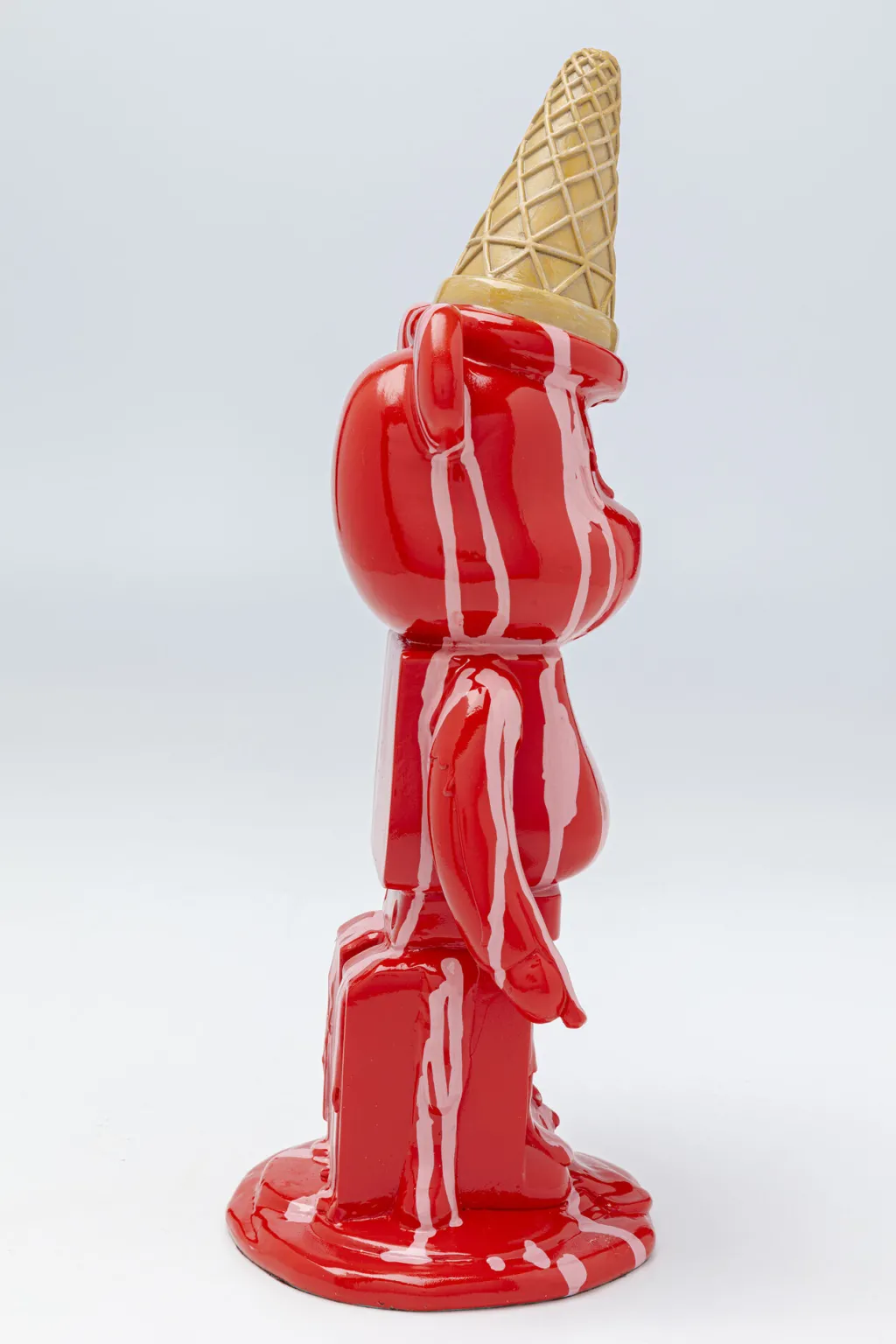 gelato_bear_jtel_karhu_koristeesine_punainen_cm_2.webp Koriste-Esineet>KARE Design Gelato Bear Jäätelö Karhu Koriste-esine, Punainen 40cm