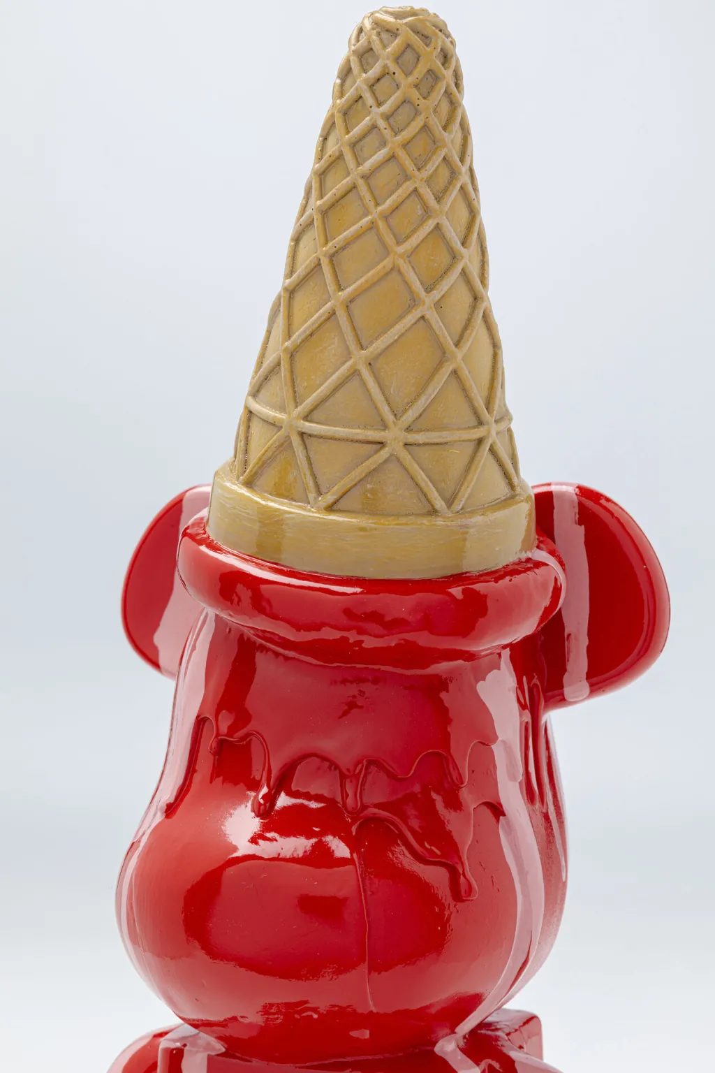 gelato_bear_jtel_karhu_koristeesine_punainen_cm_4.webp Koriste-Esineet>KARE Design Gelato Bear Jäätelö Karhu Koriste-esine, Punainen 40cm