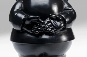 Koriste-Esineet>KARE Design Gnome Standing Tonttu Koriste-esine, Musta/kulta 30cm