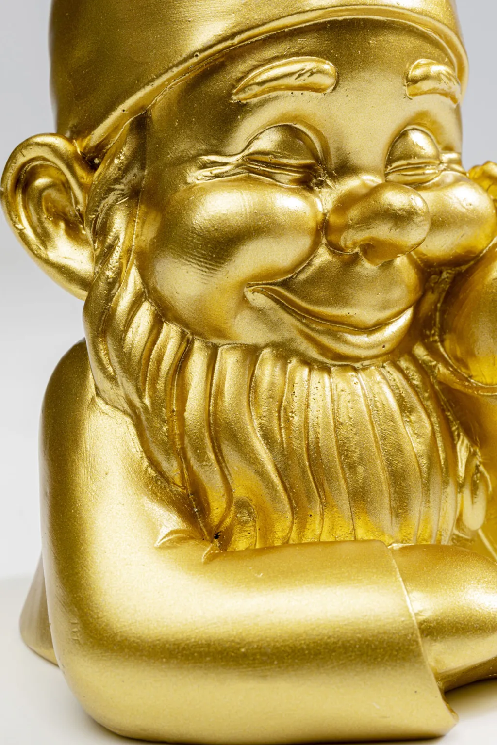 gnome_tonttu_koristeesine_kulta__cm_4.webp Koriste-Esineet>KARE Design Gnome Tonttu Koriste-esine Kulta 21 Cm