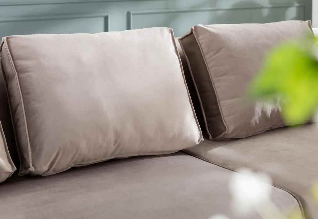 infinity_velvet_kulmasohva_taupe_vasen_4.webp Olohuone | Kulmasohvat>KARE Design Infinity Velvet Kulmasohva, Taupe, Vasen