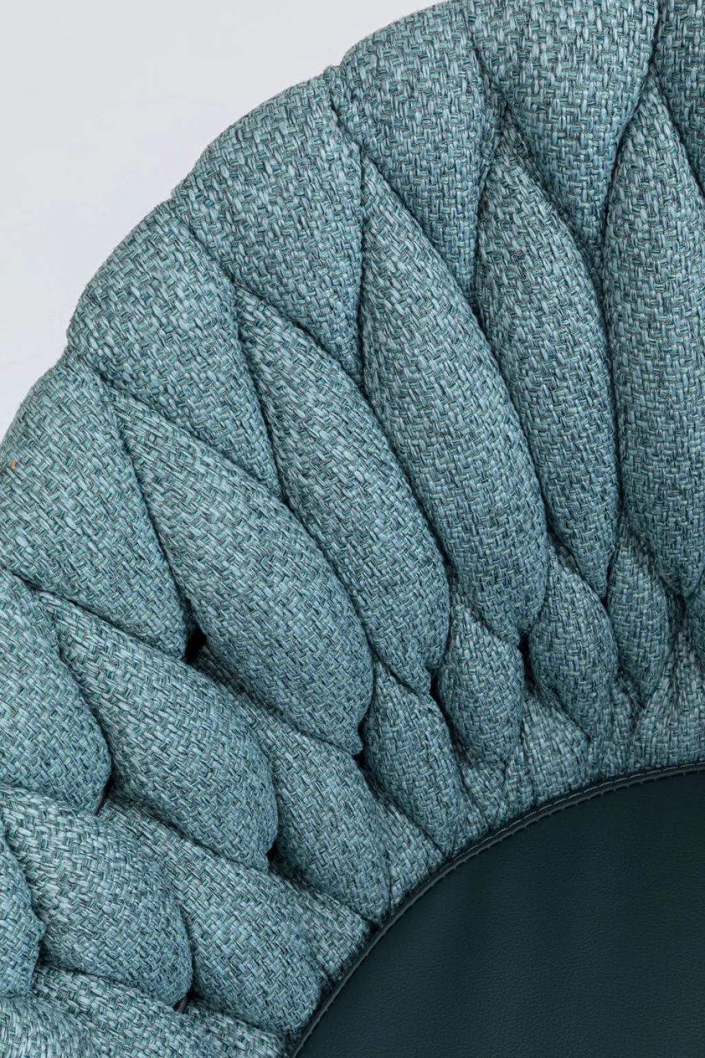 knot_tuoli_ksinojilla_sinivihre_9.webp Tuolit>KARE Design Knot Tuoli Käsinojilla, Sinivihreä