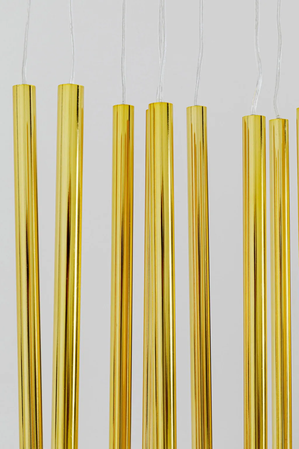 living_vegas_riippuvalaisin_messinki_led_8.webp Riippuvalaisimet>KARE Design Living Vegas Riippuvalaisin, Messinki LED