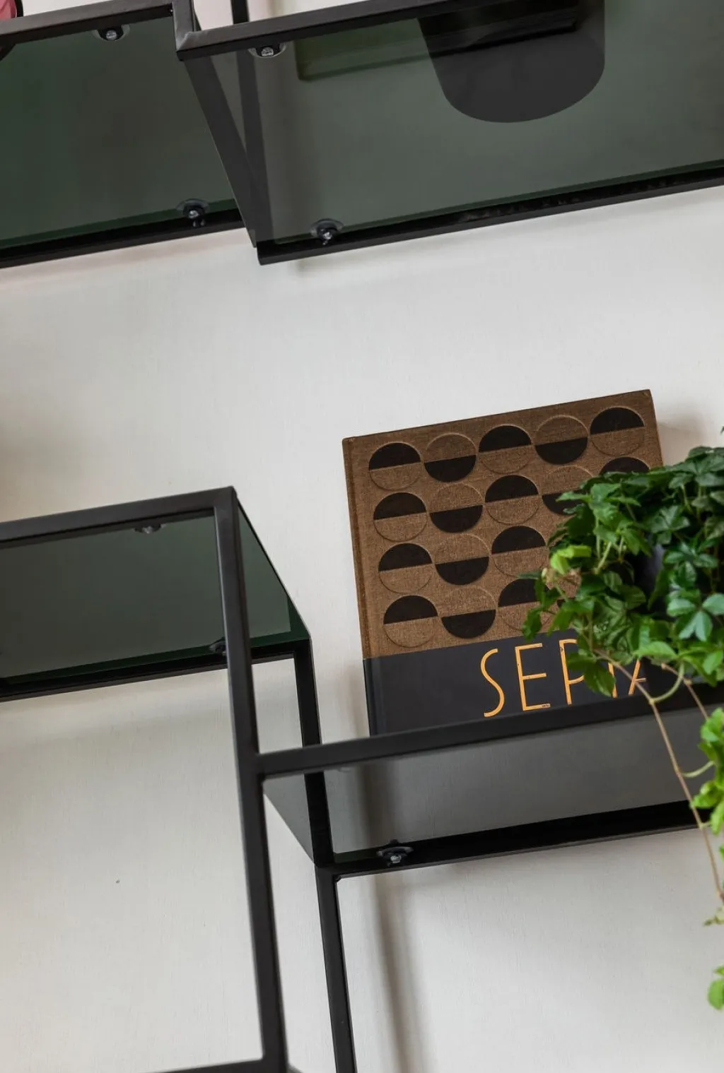 loft_hylly_musta_xcm_10.webp Olohuone | Hyllyt>KARE Design Loft Hylly, Musta 115x195cm