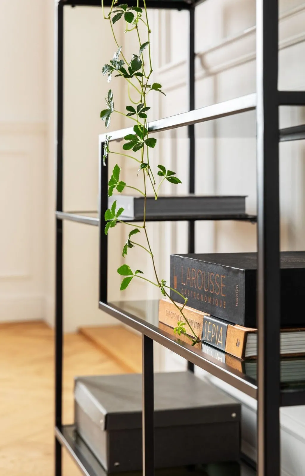 loft_hylly_musta_xcm_12.webp Olohuone | Hyllyt>KARE Design Loft Hylly, Musta 115x195cm