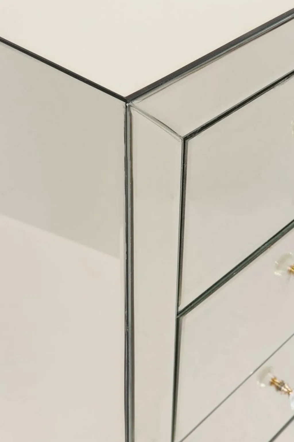 luxury_pearl_korkea_lipasto__laatikkoa_peililasia_6.webp Senkit | Olohuone>KARE Design Luxury Pearl Korkea Lipasto, 5 Laatikkoa, Peililasia