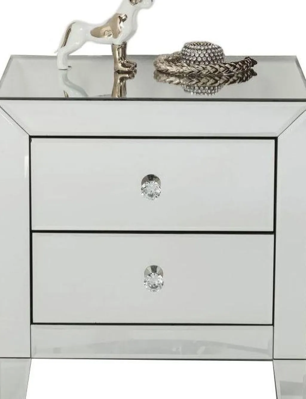 luxury_pieni_lipasto__laatikkoa_1.webp Yöpöydät>KARE Design Luxury Pieni Lipasto 2 Laatikkoa