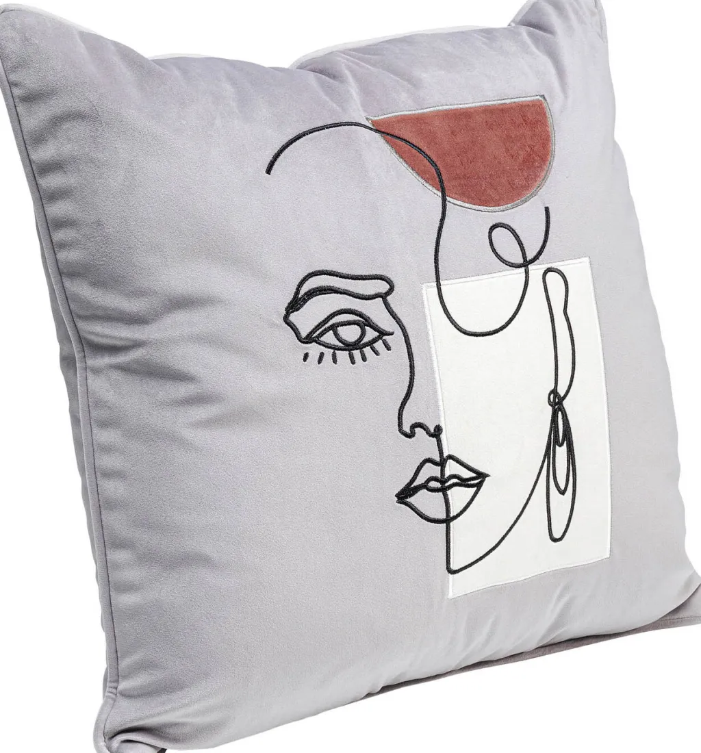 mademoiselle_tyyny_xcm_1.webp Sisustustyynyt | Olohuone>KARE Design Mademoiselle Tyyny 45x45cm
