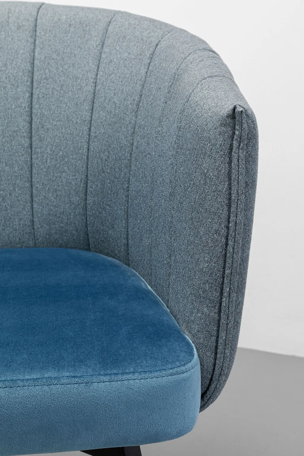 merida_kntyv_tuoli_sininen_5.webp Tuolit>KARE Design Merida Kääntyvä Tuoli Sininen