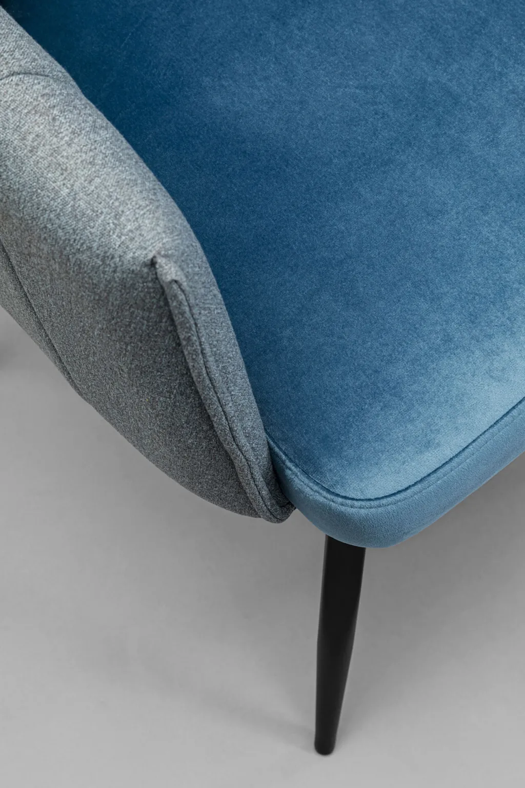 merida_kntyv_tuoli_sininen_6.webp Tuolit>KARE Design Merida Kääntyvä Tuoli Sininen