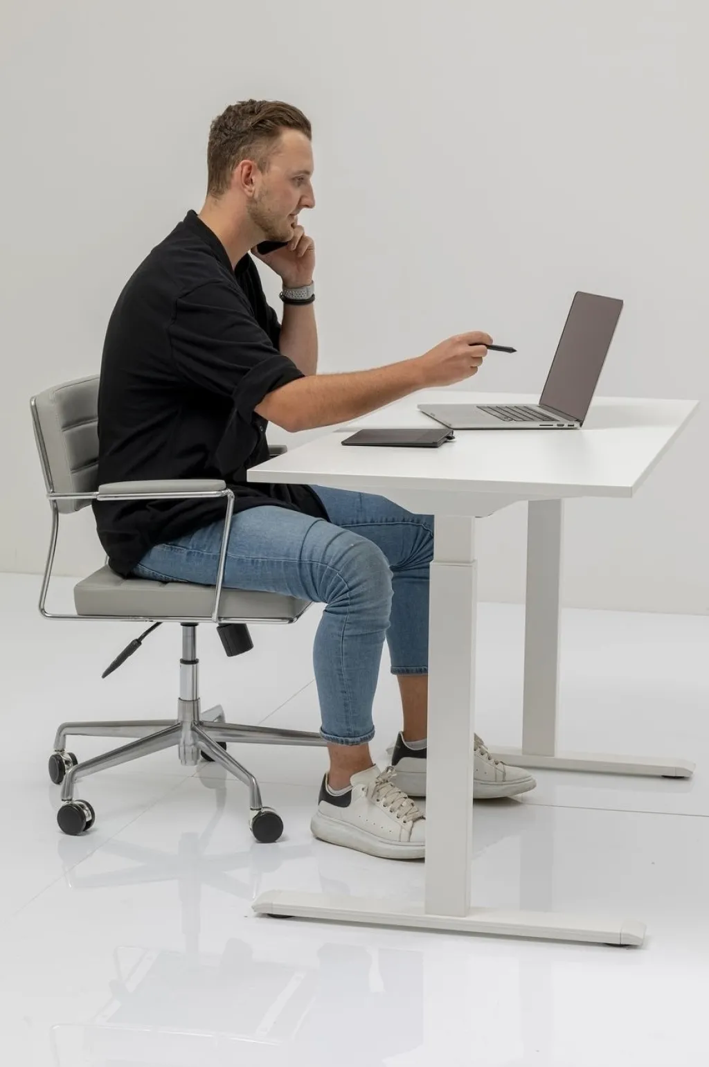 office_smart_white_white_toimistopyt_typyt_xcm_12.webp Työpöydät>KARE Design Office Smart White White Toimistopöytä, Työpöytä 120x60cm