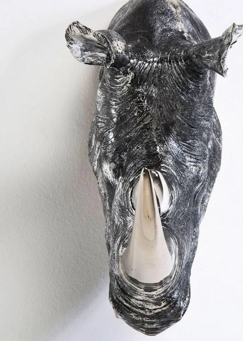 rhino_head_antique_deco_koristeesine_0.webp Seinäkoristeet>KARE Design Rhino Head Antique Deco Koriste-esine