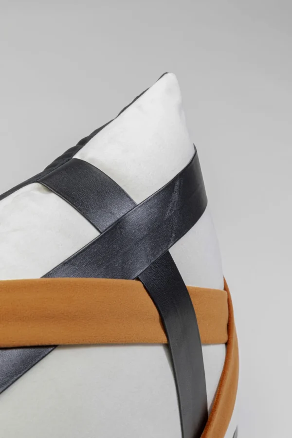 Sisustustyynyt>KARE Design Ring Of Fire Tyyny 50x30cm