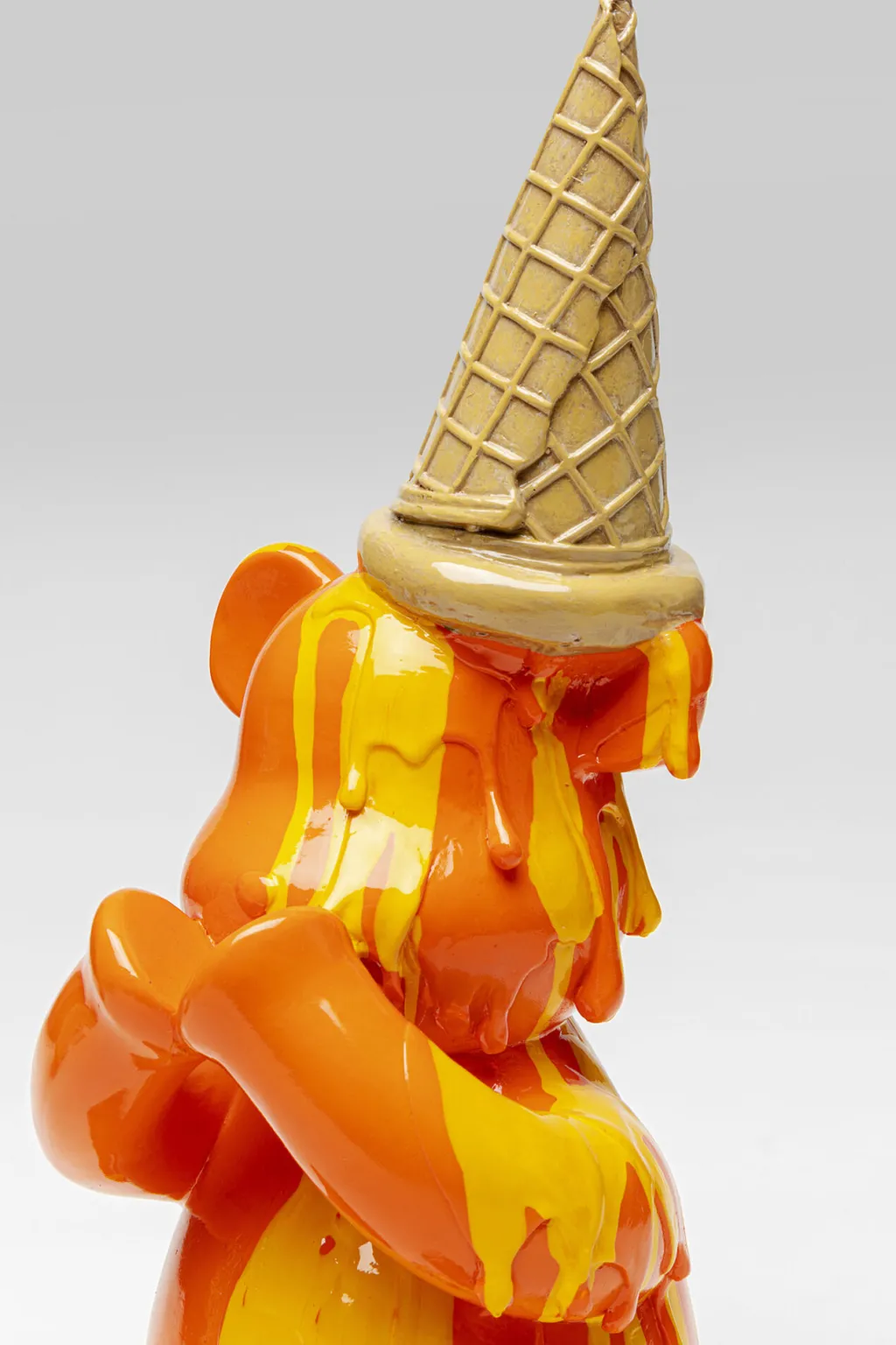 sitting_gelato_bear_karhu_oranssi_cm_4.webp Koriste-Esineet>KARE Design Sitting Gelato Bear Karhu Oranssi 37cm