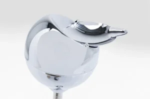 Tuhkakupit Ja Savukerasiat>KARE Design Spheric Jalallinen Tuhkakuppi, Kromi