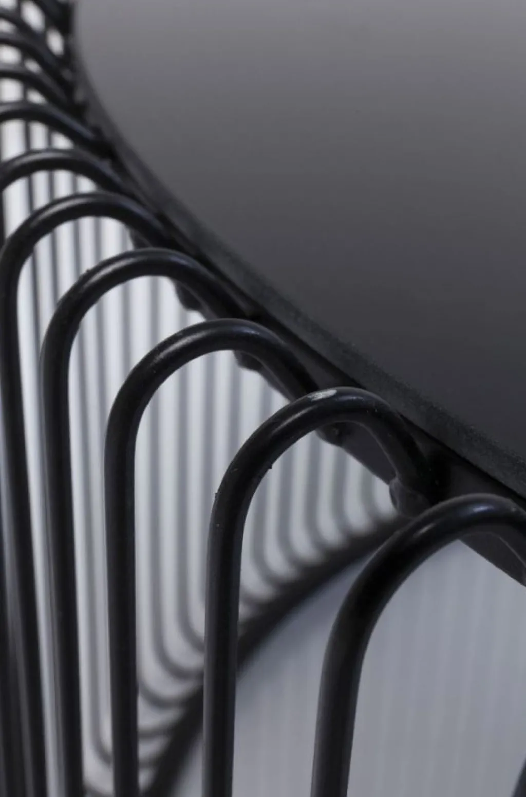 wire_uno_sohvapyt_musta_cm_5.webp Sohvapöydät>KARE Design Wire Uno Sohvapöytä Musta Ø80cm